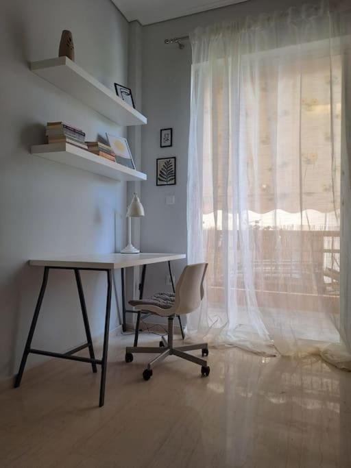 Δίπλα Στο Πάρκο Apartment Kalamata Bagian luar foto